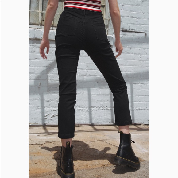 Brandy Melville Jane Pants - solid black - Picture 3 of 7